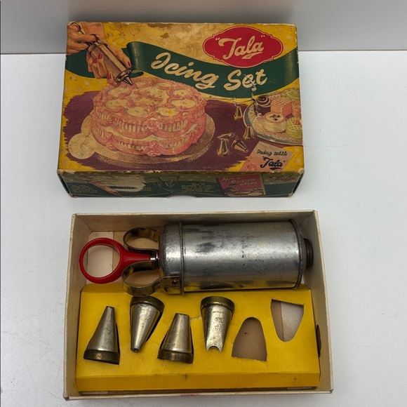Vintage 1955 Tala cake decorating / icing piping set and booklet - Picture 5 of 15